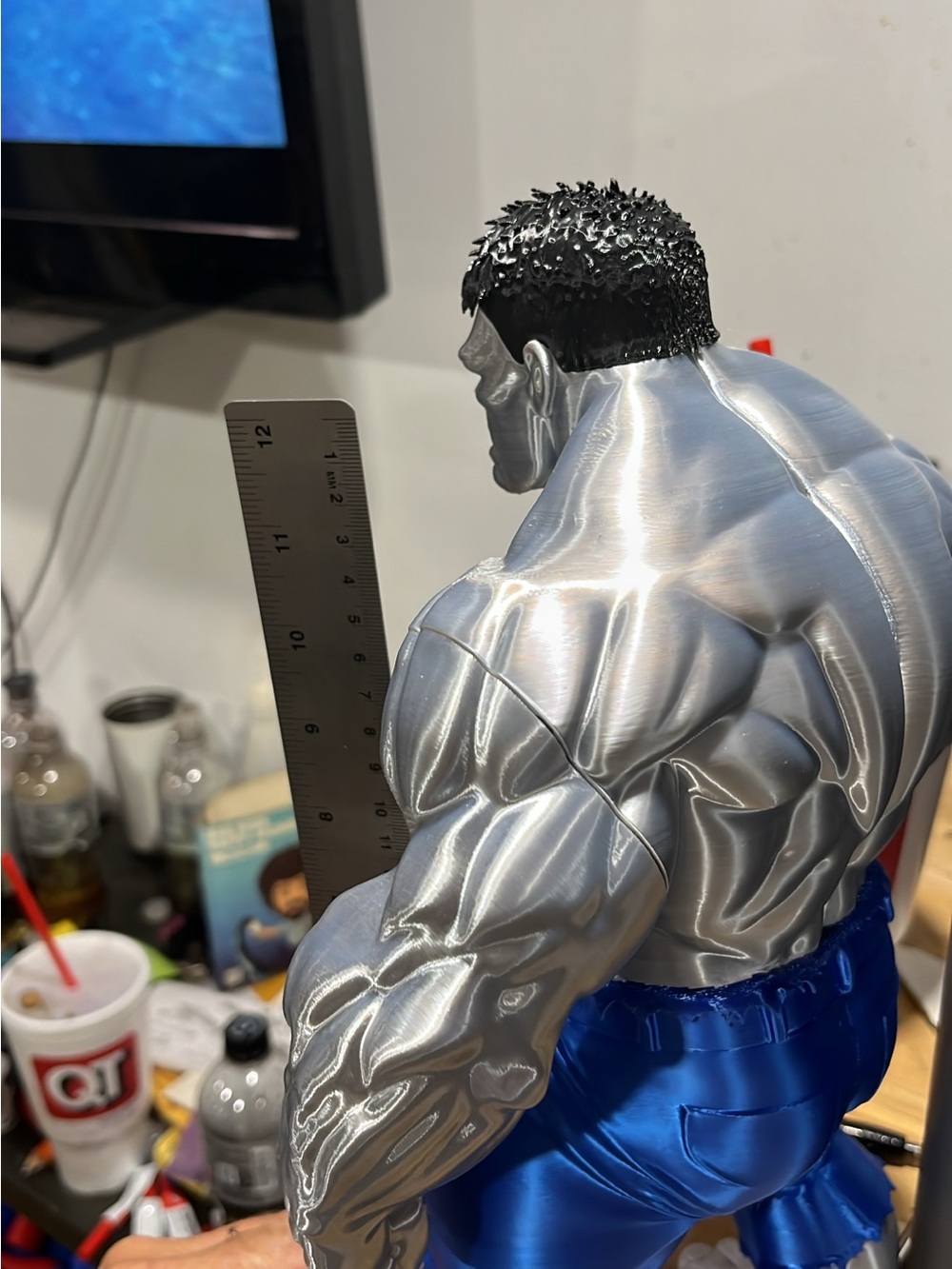 Hulk - Picture 2 of 3